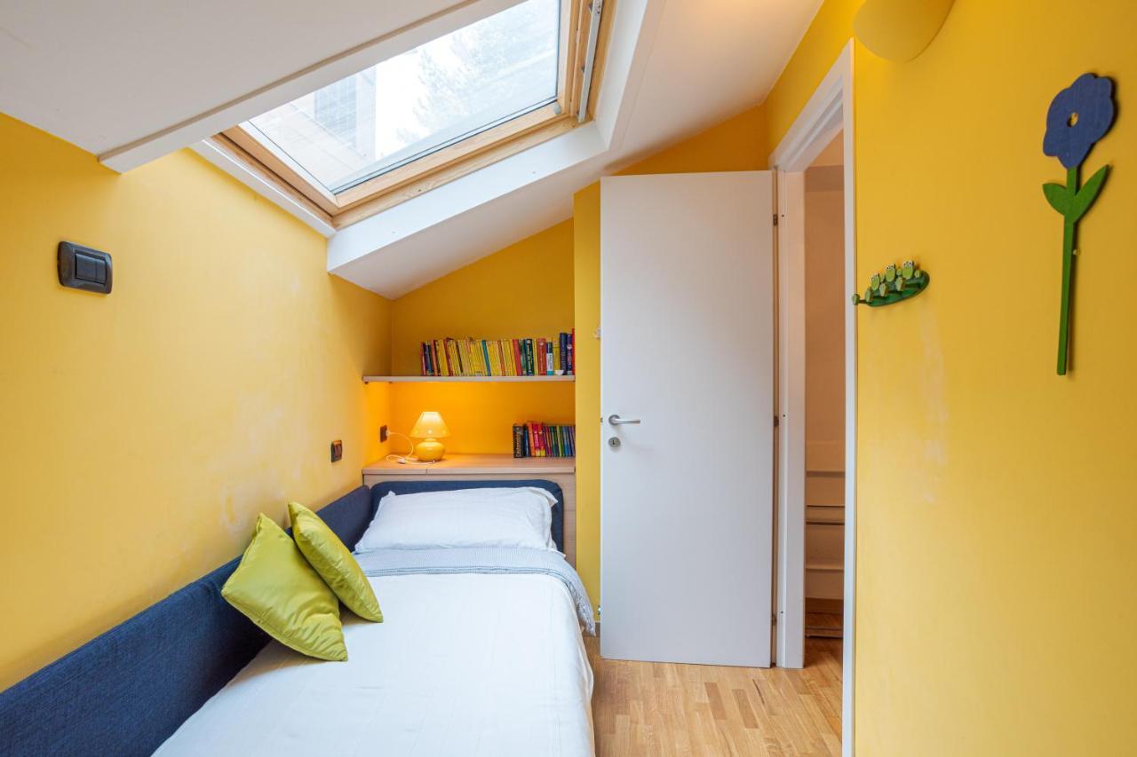 Apt With Terrace And Shared Pool! Lake View! Lejlighed Nesso Eksteriør billede